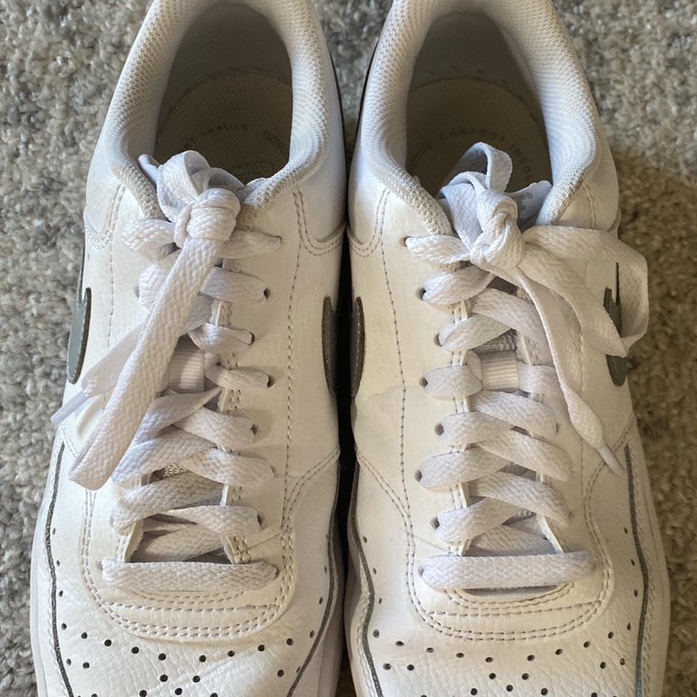 Womens Nike Court Vision Low Women’s Shoes - Picture 10 of 16